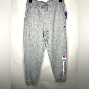 Champion girl, sweatpants, size extra large with pockets New With Tags